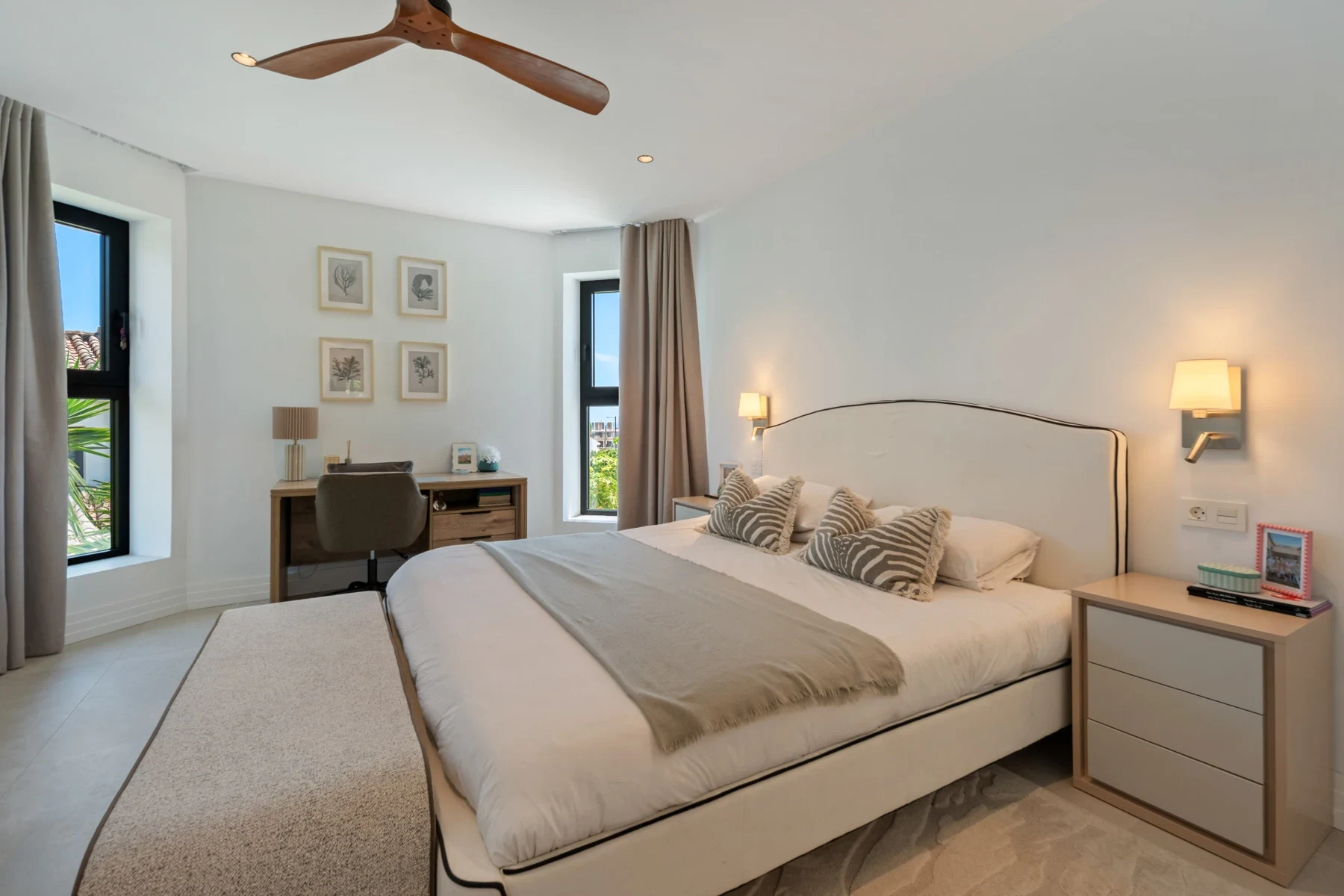 Bedroom with garden views in Bel Air, Estepona