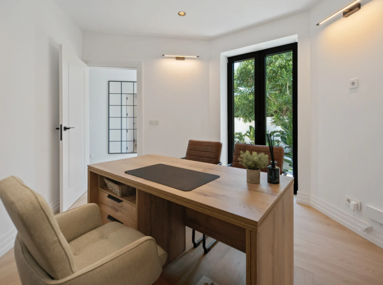 Home office in Bel Air, Estepona