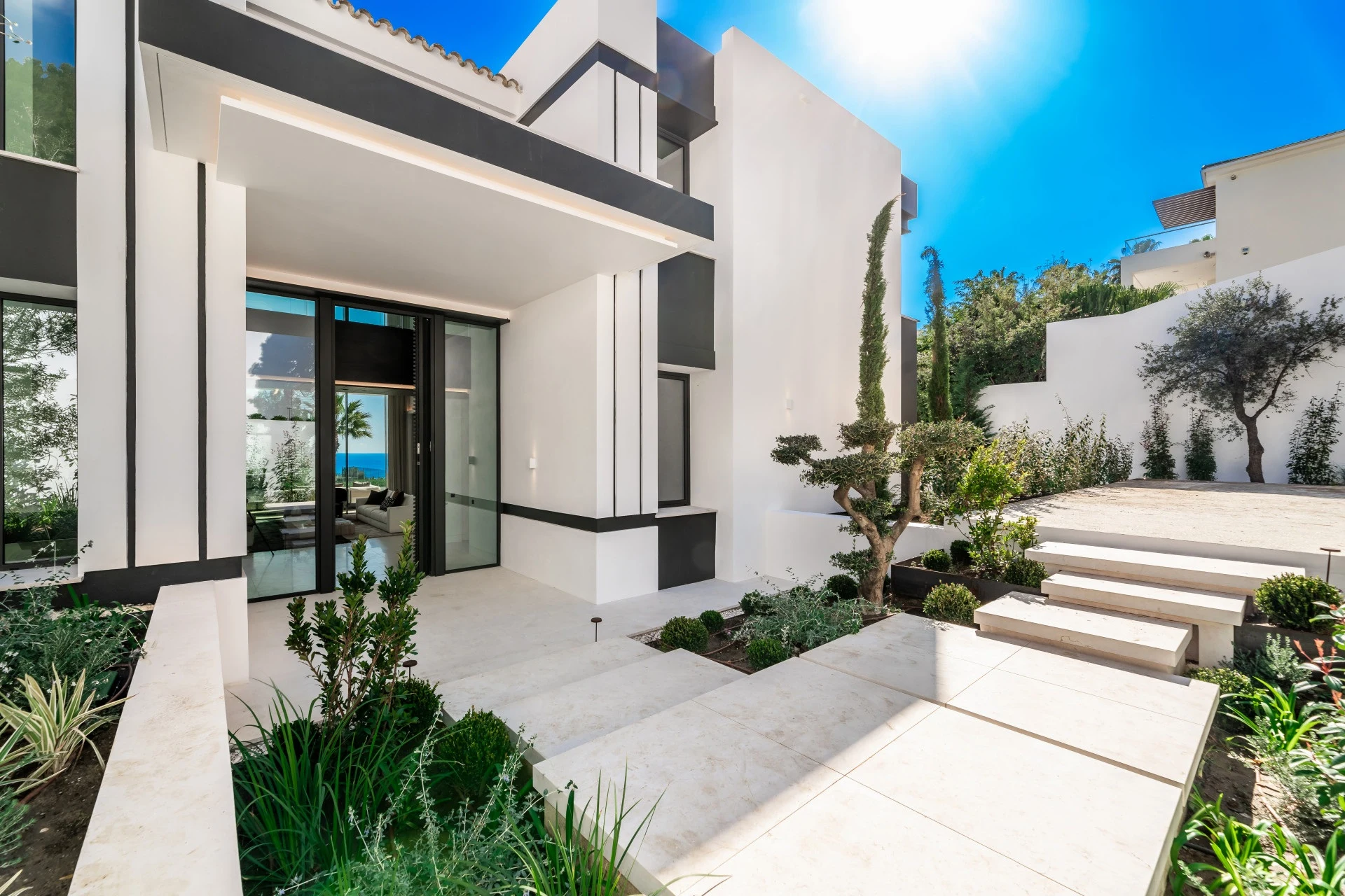 Entrance steps and landscaped approach