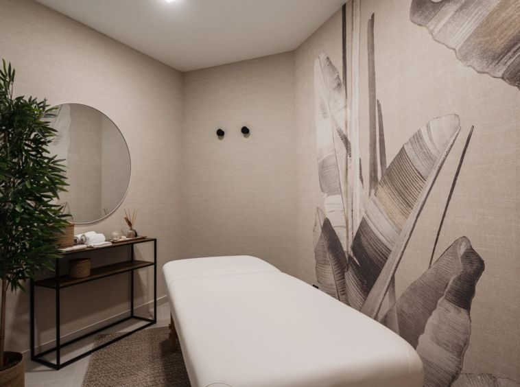 Massage room in the wellness area
