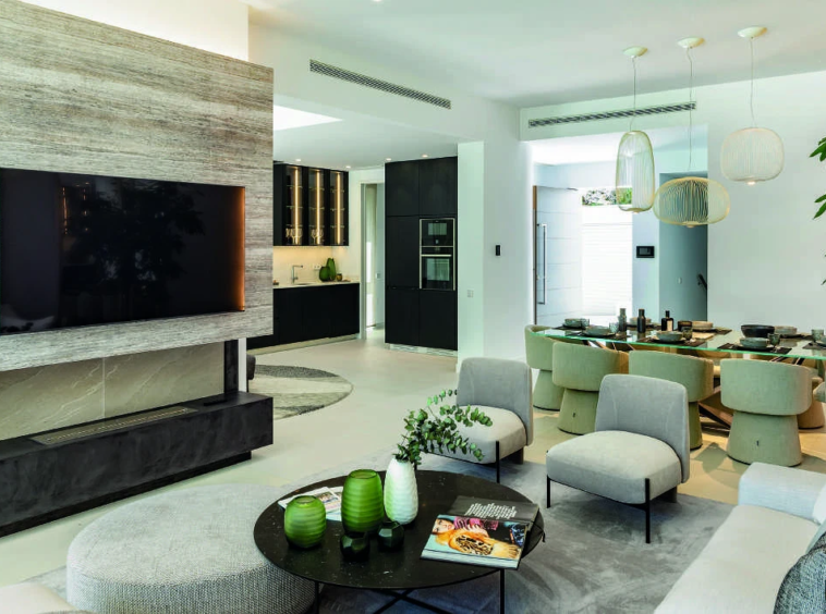 Furnished living and dining room in an El Paraiso villa