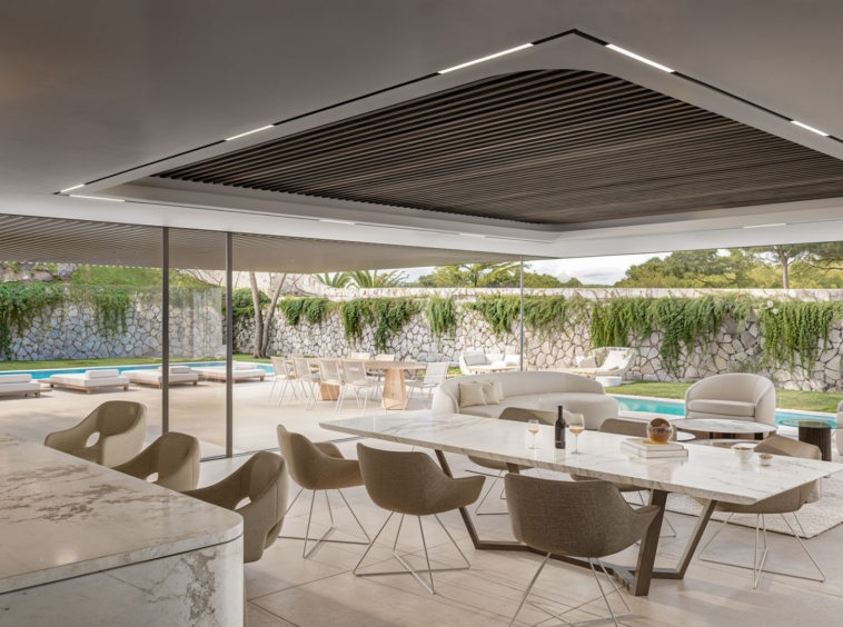 Illustrative covered terrace of a garden apartment in Estepona