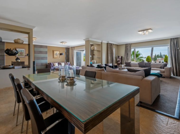 Dining area beside the living room