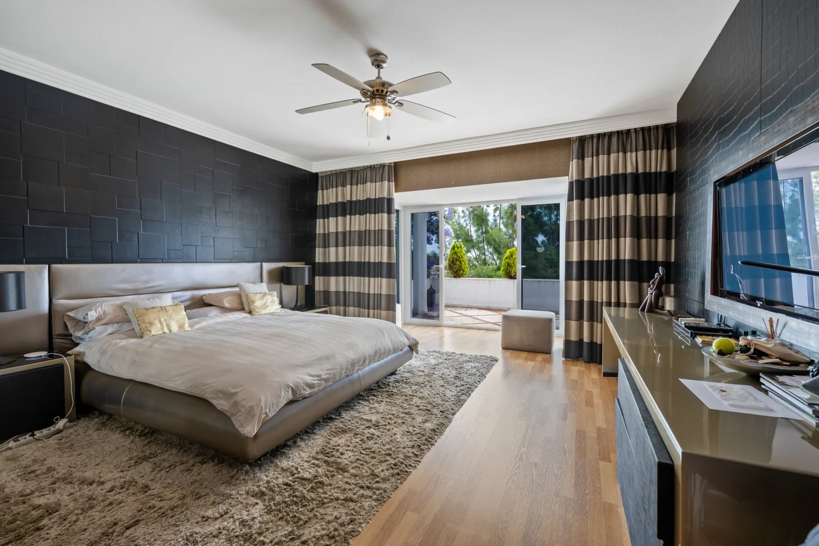 Principal bedroom with terrace access