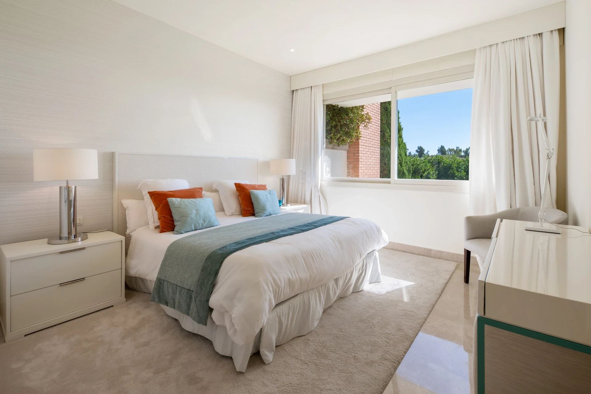 Double bedroom with garden views