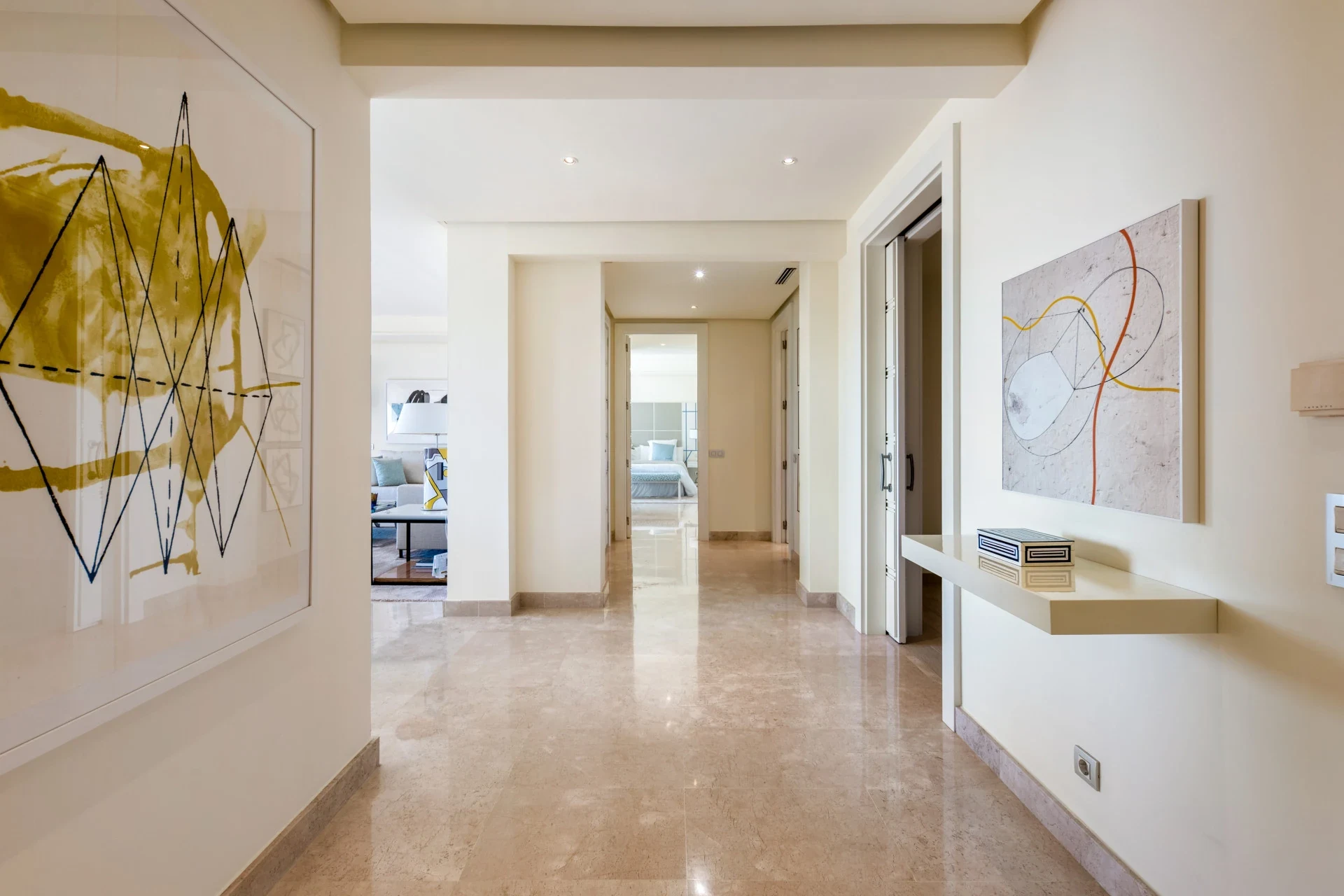 Entrance hall with marble flooring