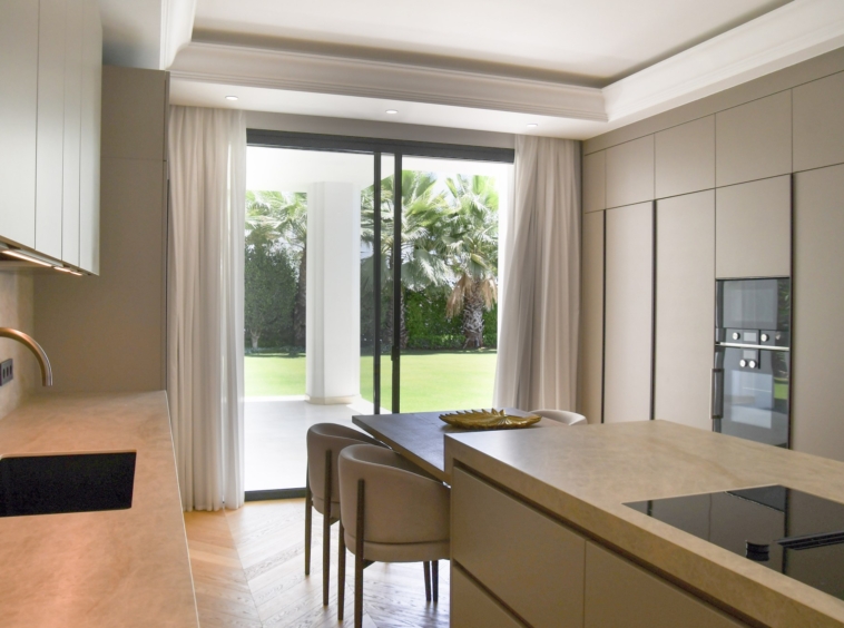 golden mile villa kitchen dining