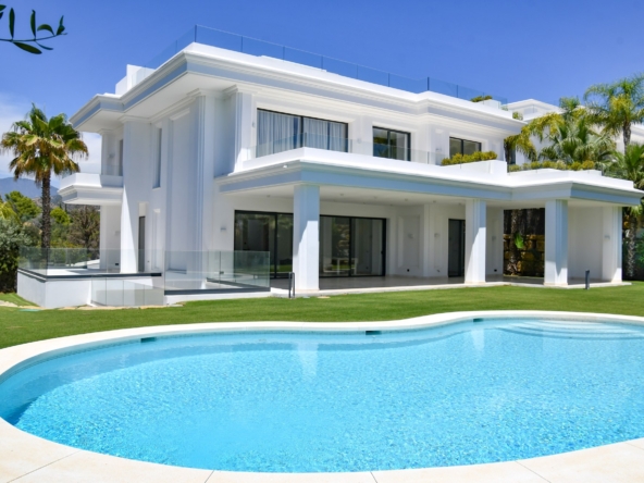 golden mile villa private pool