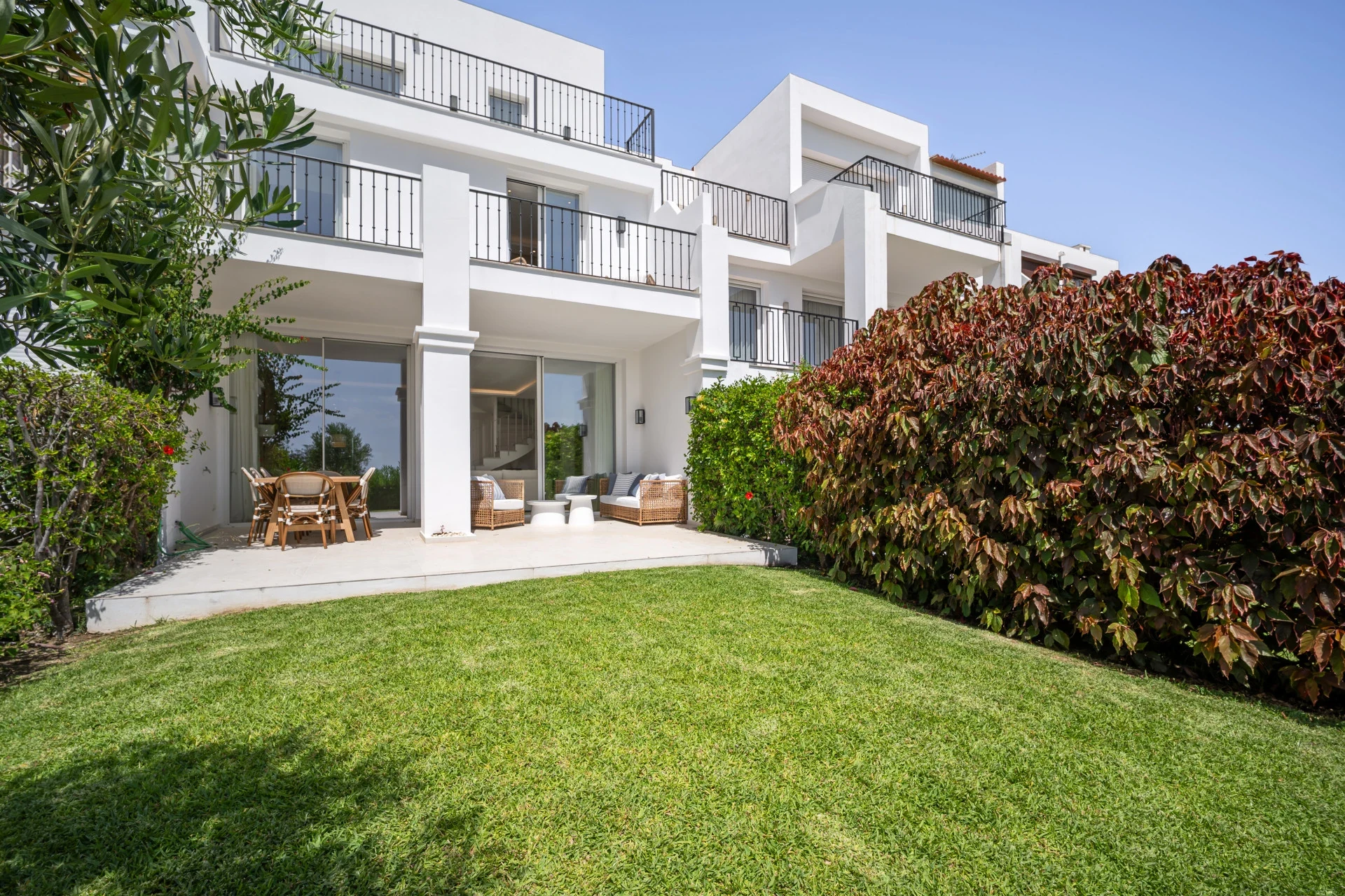 Renovated townhouse and private garden in La Quinta