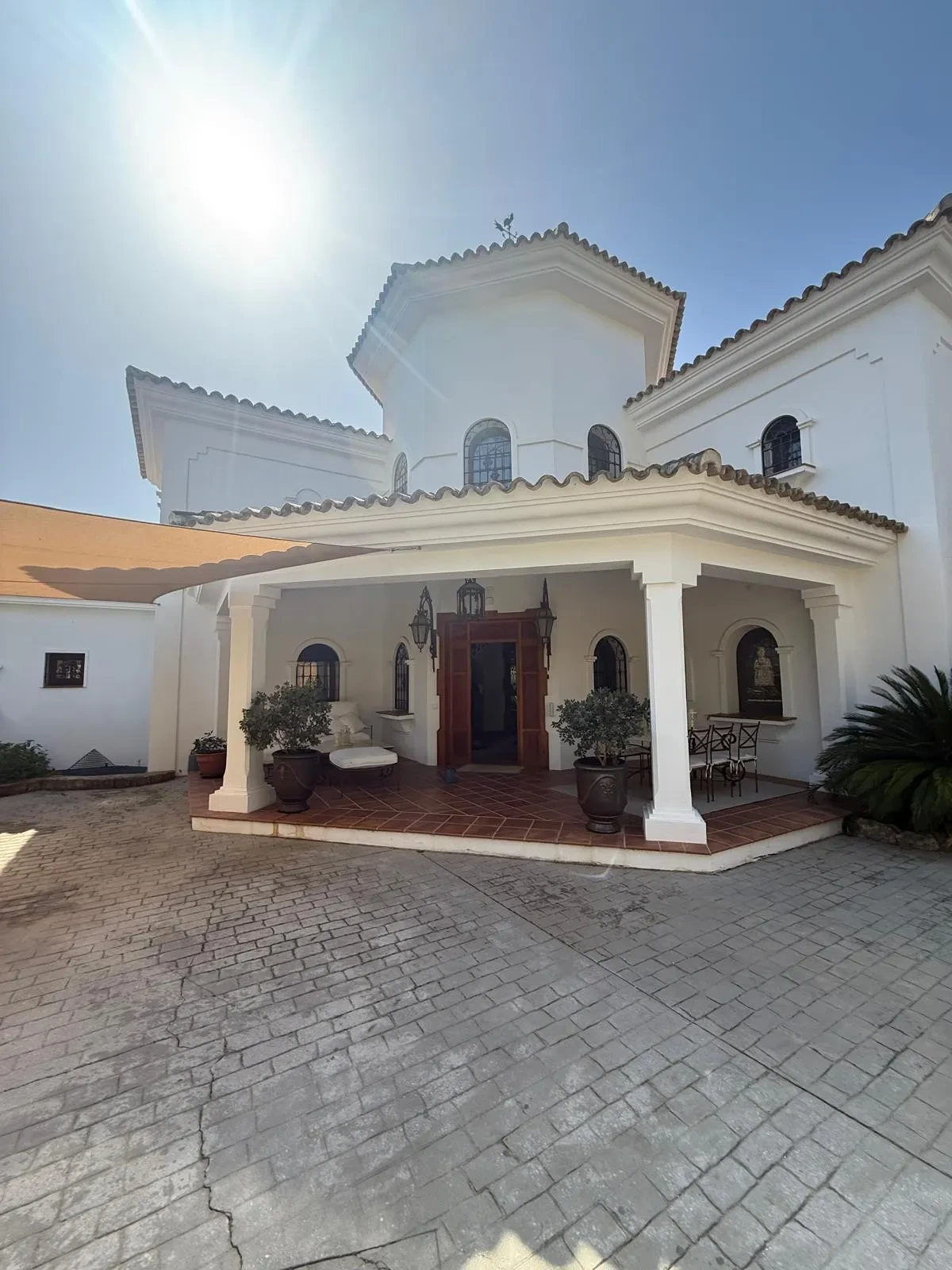 Courtyard entrance to the villa