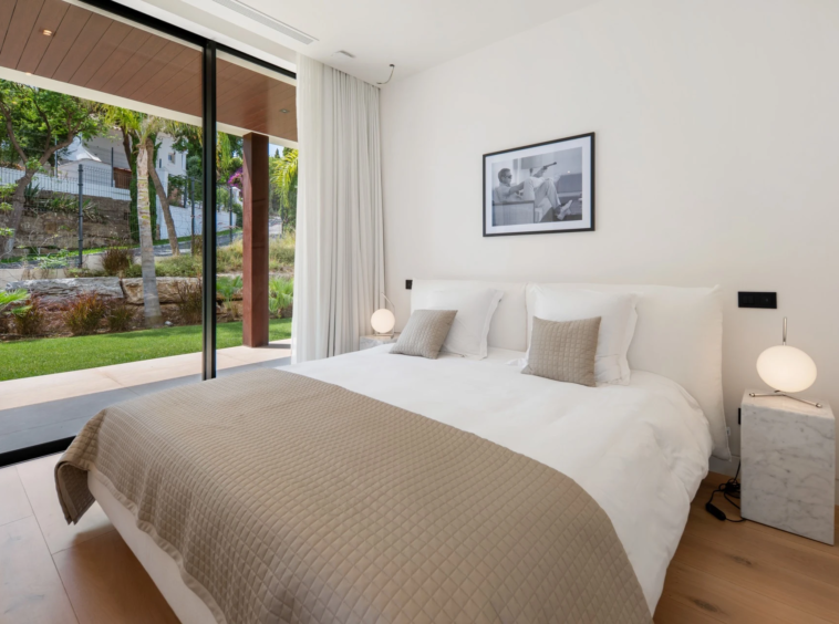 Guest bedroom overlooking the planted garden