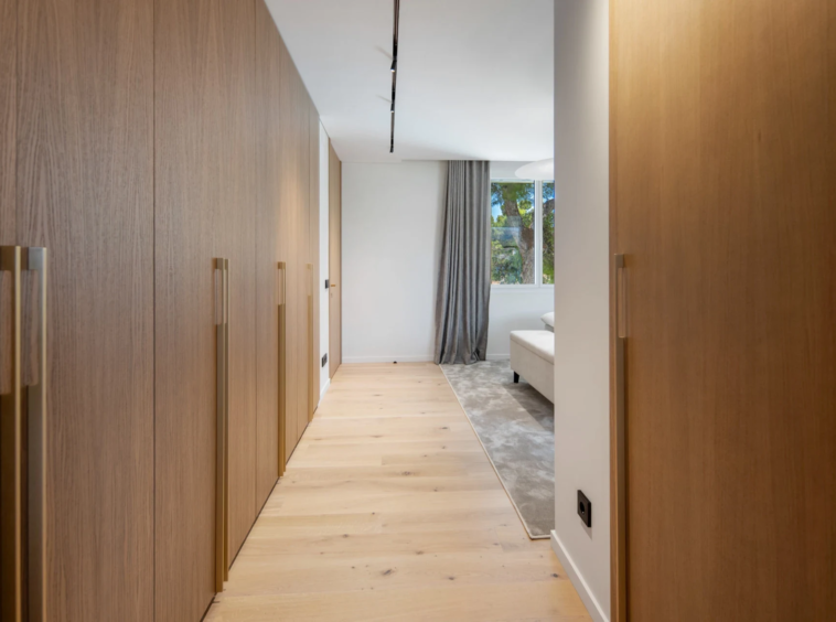 Fitted wardrobes and interior hallway