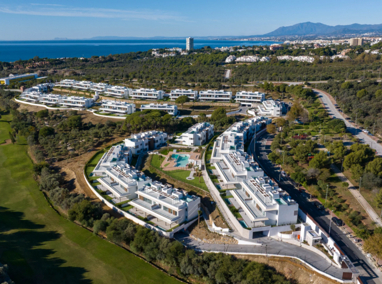 Aerial view of residences beside the golf course in Marbella