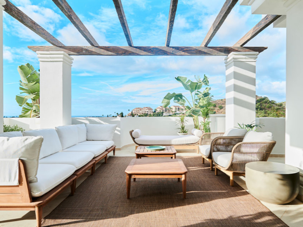 Furnished terrace in a representative apartment