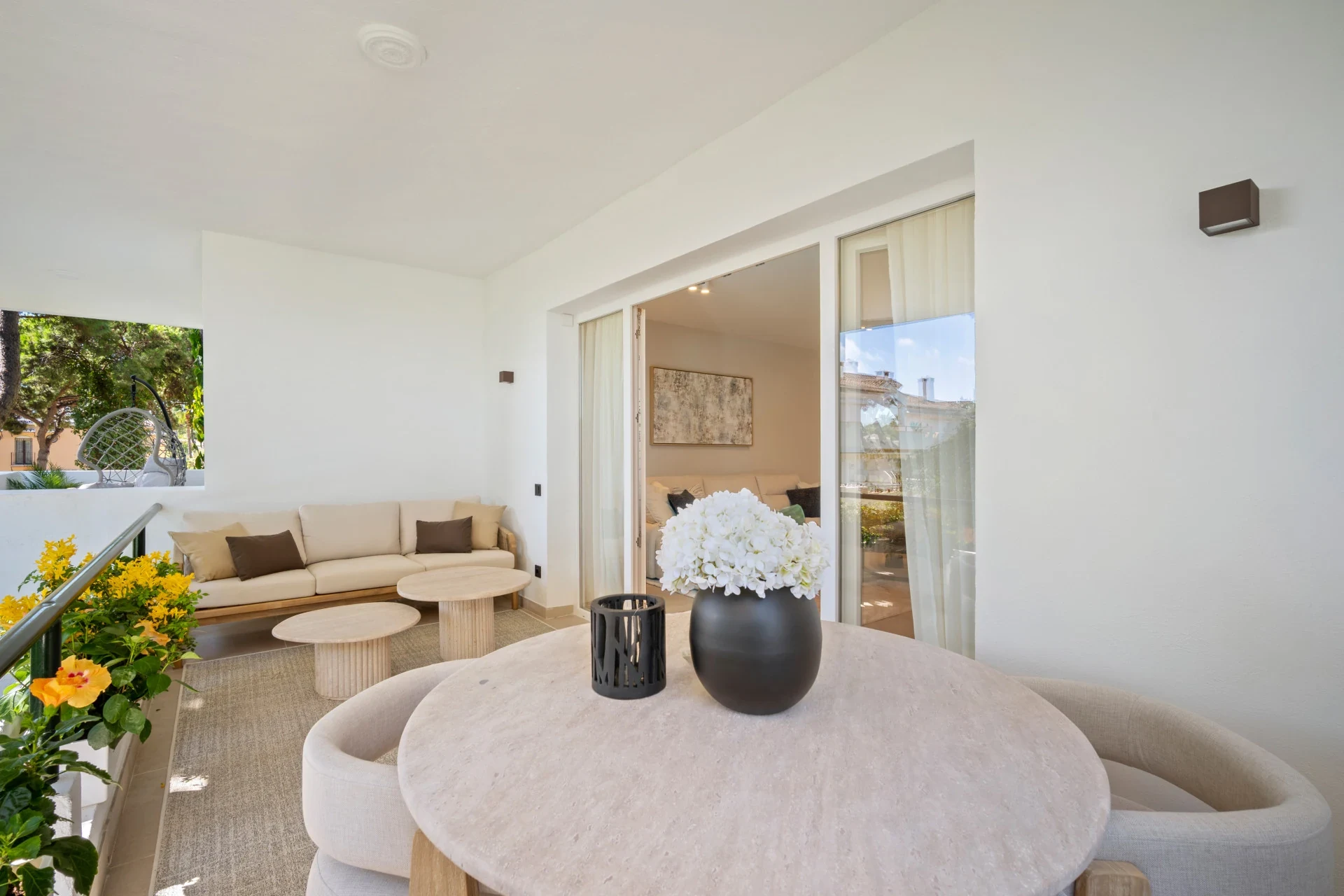 Covered outdoor lounge terrace