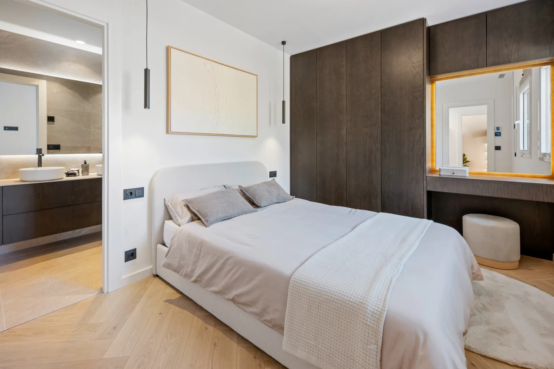 Third bedroom with fitted wardrobes