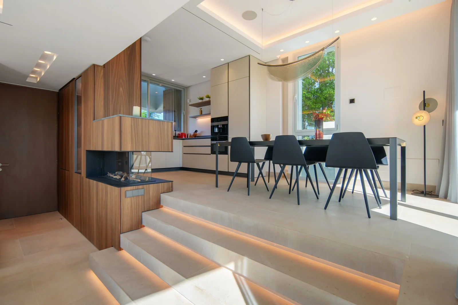 Dining area connected to the kitchen and living room