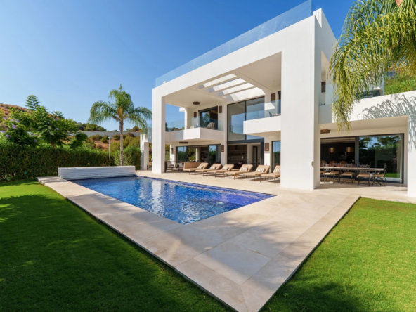 Contemporary villa with private pool and landscaped garden in Nueva Andalucia