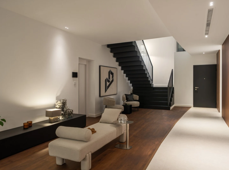 Entrance lounge beside the staircase